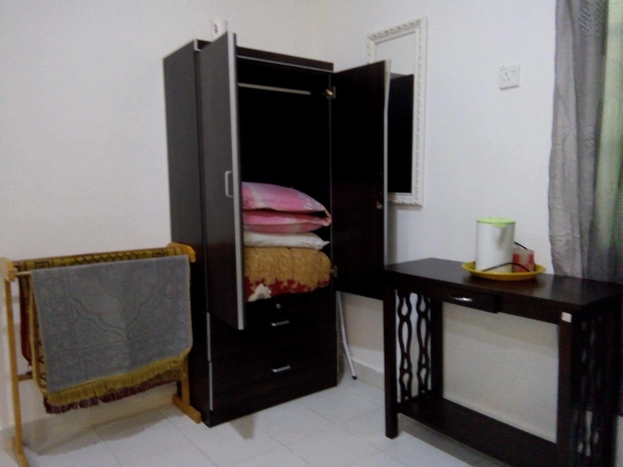 Wave Langkawi Inn Pantai Cenang  Ngoại thất bức ảnh